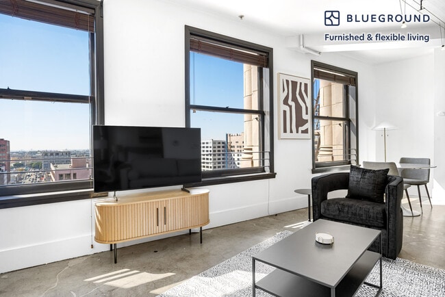 Photo - 810 S Spring St Unit FL11-ID1359