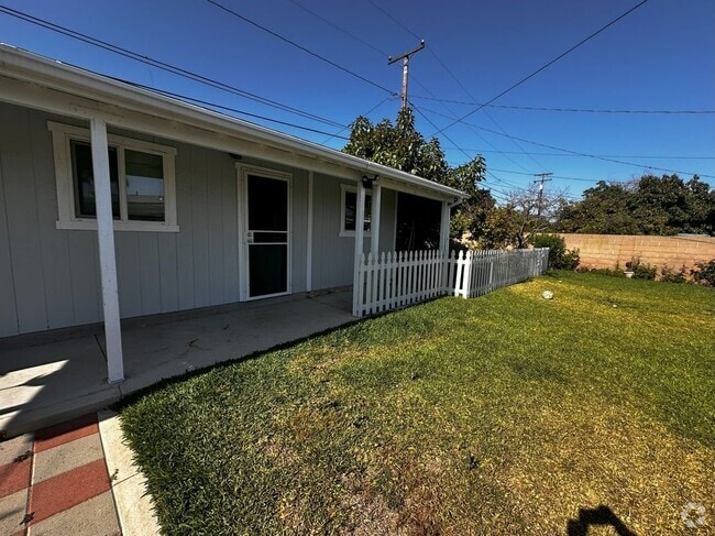 Building Photo - 2217 W Elder Ave Rental