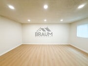 Photo - 5252 Hermitage Ave Unit 1