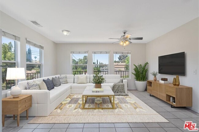 Building Photo - 4821 Topanga Canyon Blvd Rental