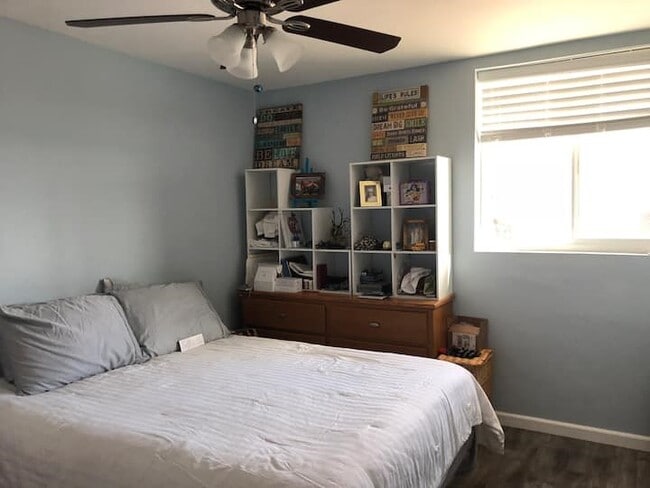 Photo - 3600 The Strand Unit A