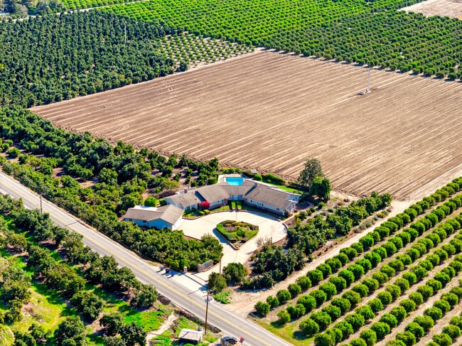 Building Photo - 13922 Foothill Rd