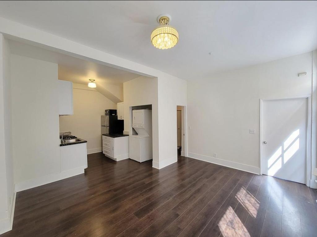 Photo - 1703 1/2 S Bonnie Brae St House