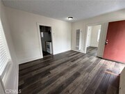 Photo - 1053 Loma Dr