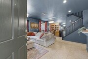Photo - 425 S Meadowbrook Dr