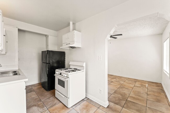 Photo - 709 E 108th St Unit 709