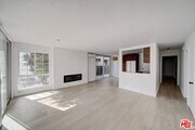 Photo - 15 Spinnaker St Unit 101