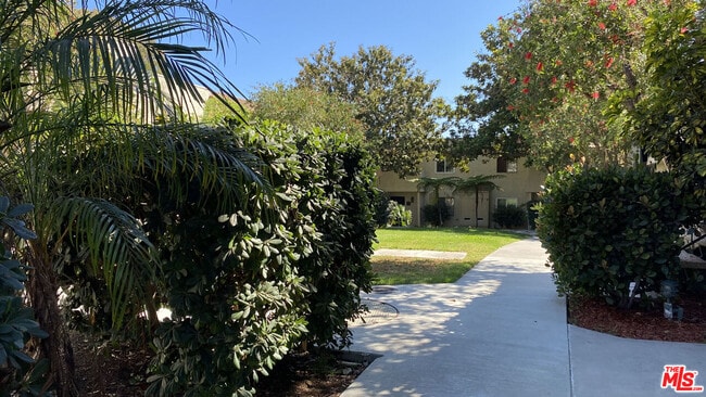 Photo - 6474 Cavalleri Rd