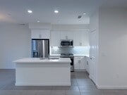 Photo - 1568 E Thompson Blvd