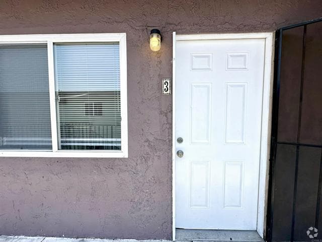 Building Photo - 5377 Imperial Ave Unit 3 Rental
