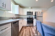 Photo - 1423 S New Hampshire Ave Townhome