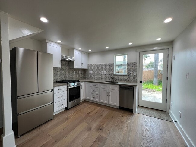 Photo - Midtown Ventura Charmer! Unit 185 A S Santa Cruz St