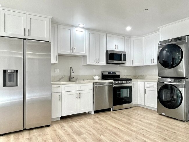 Photo - 11753 Iowa Ave Unit 103