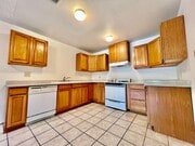 Photo - AVAILBLE NOW!! 2 Bed / 1 Bath Apartment in... Unit 03