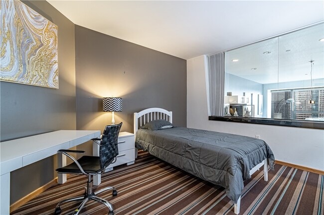 Photo - 1100 Wilshire Blvd Unit 3106