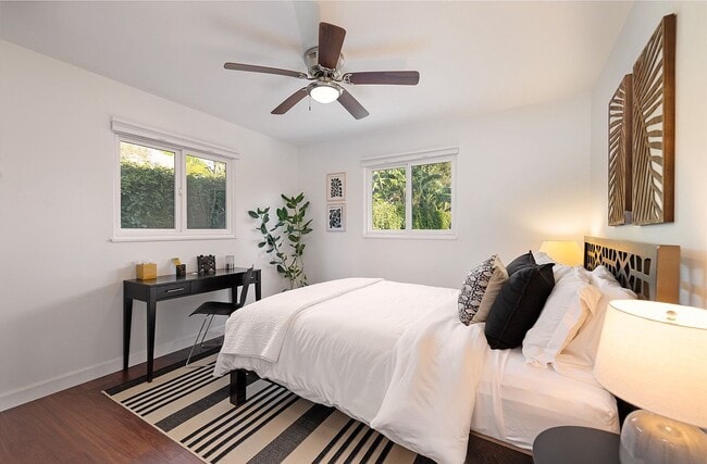 Photo - 342 Palisades Dr