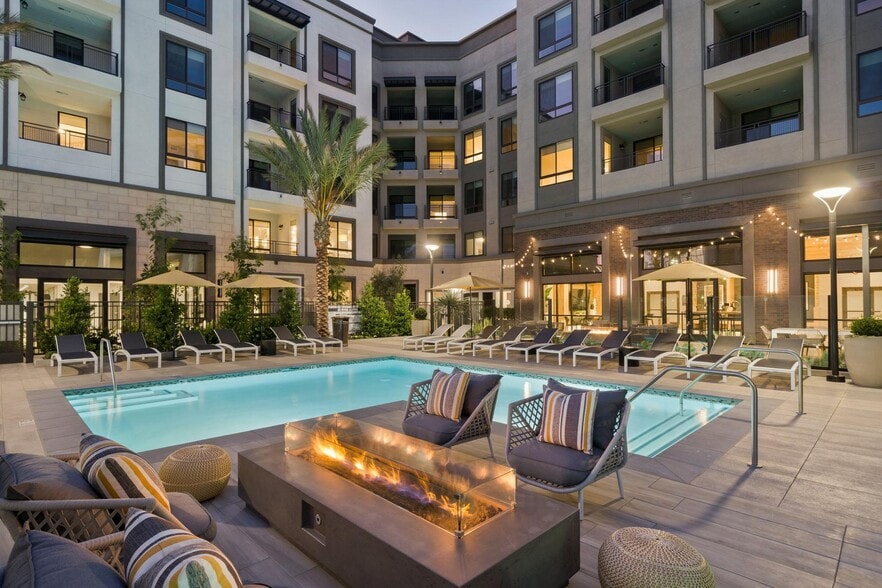 Photo inspiration: Visual Reference: Anaheim Apartments For Rent With Ev Charging