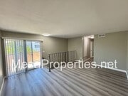 Photo - 1749 E Fairfield Ct Unit 4