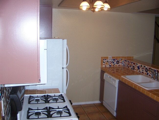 Photo - 147 W Acacia Ave