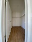 Photo - 5542 Romaine St