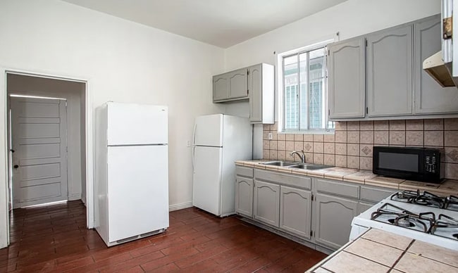 Photo - 1522 W 29th St Unit Room 3
