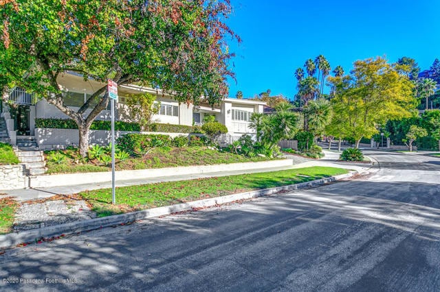 Photo - 2511 Aberdeen Ave