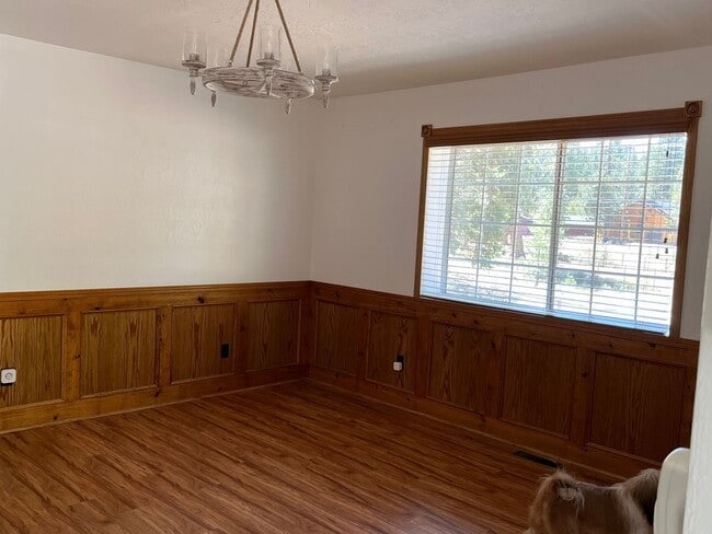 Photo - Beautiful 2 Bedroom 2 Bathroom in Big Bear City with Large Backyard
