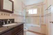 Photo - Beautiful 3 bedroom 2 bath with Central AC House