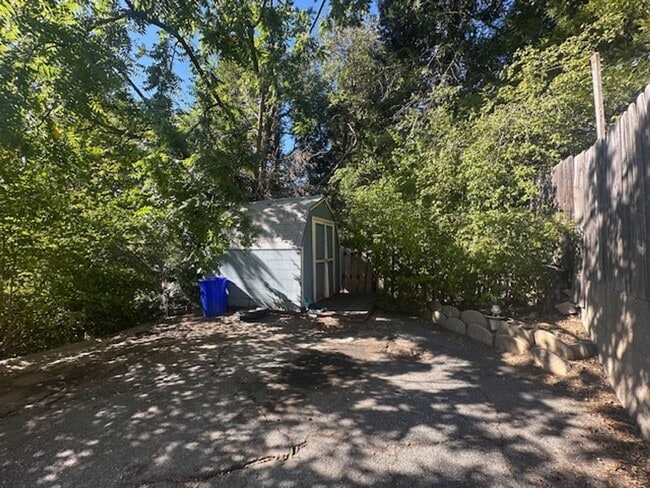 Photo - 482 Zuger Ct