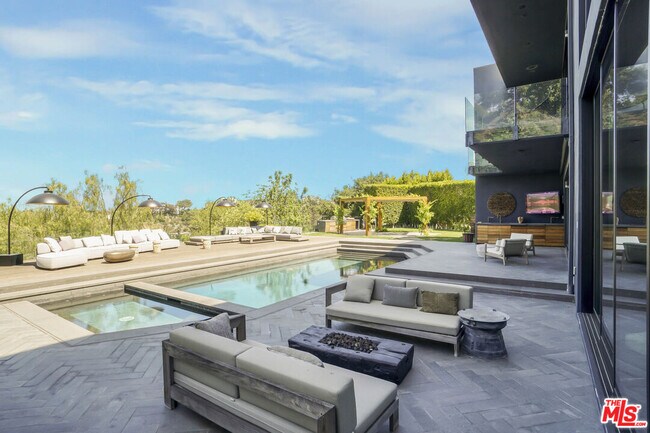 Photo - 9152 Janice Pl House