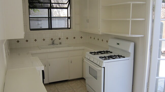 Photo - 1958 1/2 S Beverly Glen Blvd Unit 1960.5