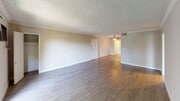 Photo - Hayworth Apartments