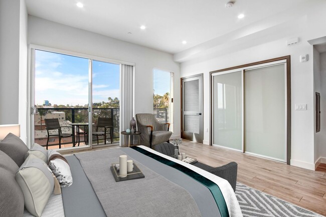 Photo - THE ROSE. at OVERLAND