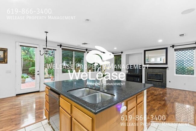 Building Photo - 5145 Seaglen Way