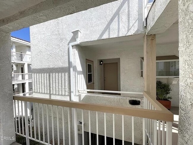 Photo - 2623 Antonio Dr Unit upper