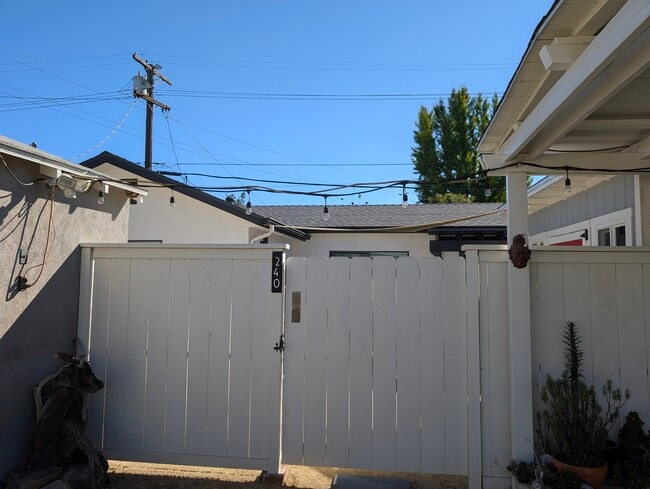 Photo - 240 W Cedar Ave