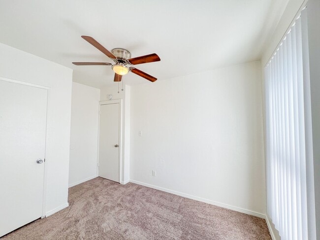 Photo - 1000 E Burnett St Unit 4