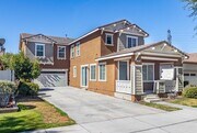 Photo - Spacious 3-bedroom with a Loft in Mission ...
