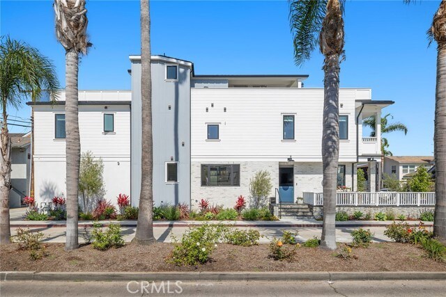 Photo - 201 Opal Ave