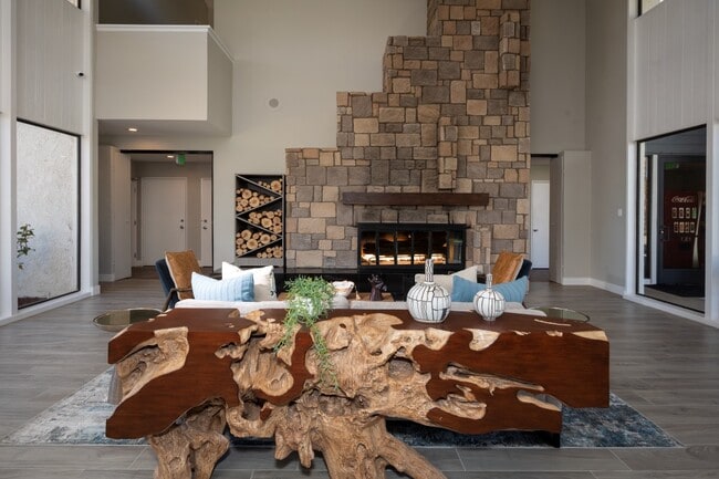 Lobby - Chaparral Apartments