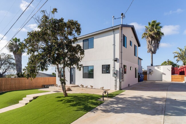 Building Photo - Brand New 2 Bedroom / 1 Bath Home | Ocean ... Unit 6730 Thomson Court