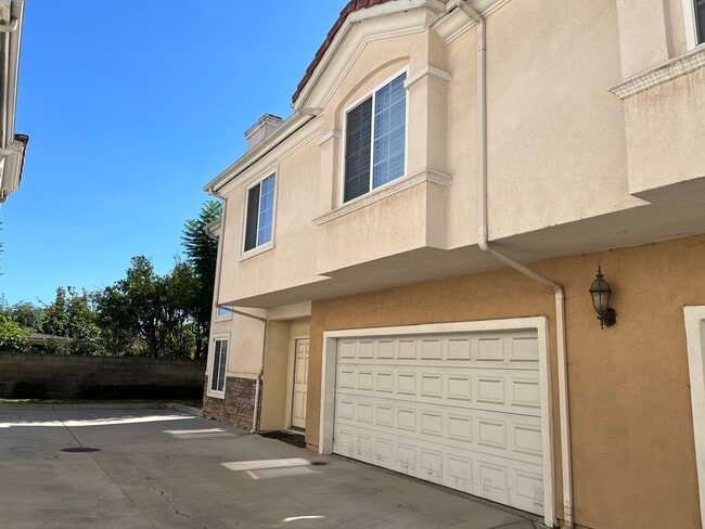 Photo - 13252 Ramona Blvd Condo Unit B