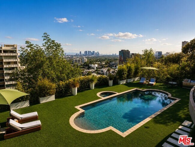 Photo - 8740 St Ives Dr