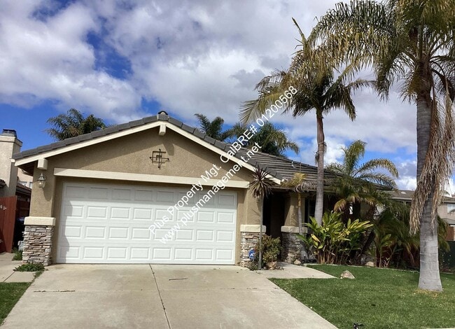 Photo - Beautiful River Oaks Single Story Corner Home Near Taylor Elementary School