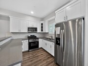 Photo - 2013 Raymond Ave Unit 2013 Raymond Ave-3B3B