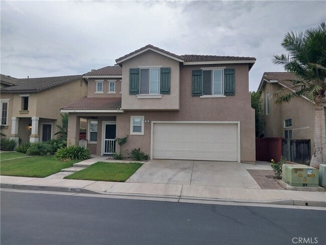 Photo - 935 Redtail Dr
