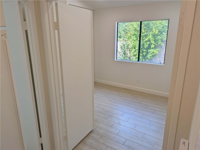 Photo - 11127 Delaware St