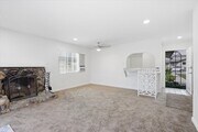 Photo - 858 Ashfield Ave