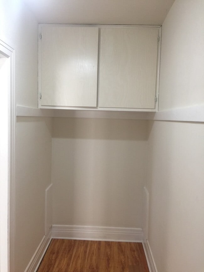 Photo - 1330 S Van Ness Ave Unit 1330