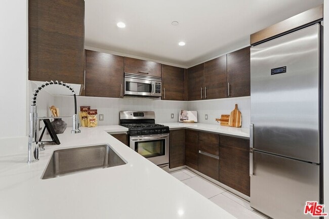 Photo - 1700 Sawtelle Blvd Unit 219